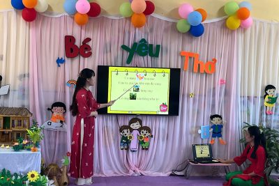 Ảnh sinh hoạt chuyên môn theo nghiên cứu bài học tiết dạy thơ: ” Em yêu nhà em ” – Giáo viên: Nguyễn Thị Thanh Tân