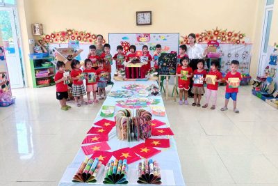 Hưởng ứng ngày sách và văn hoá đọc Việt Nam lớp A3