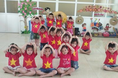 🎬🇻🇳 MỜI ĐÓN XEM: KHOẢNH KHẮC TỰ HÀO 30/4 CỦA CÔ VÀ TRÒ MẦM NON NHÂN NGHĨA 🇻🇳🎬